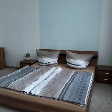 Aleksandra & Daria * Ερφούρτη