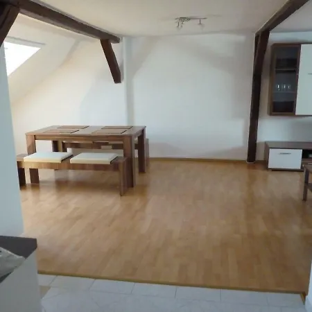 Aleksandra & Daria Apartamento