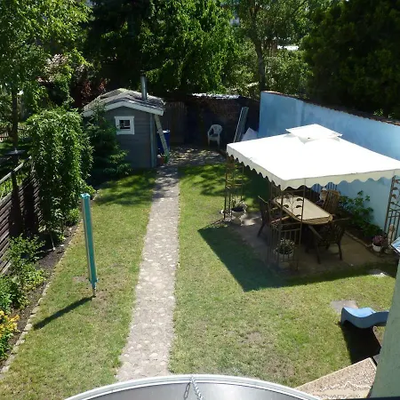 Aleksandra & Daria Apartment