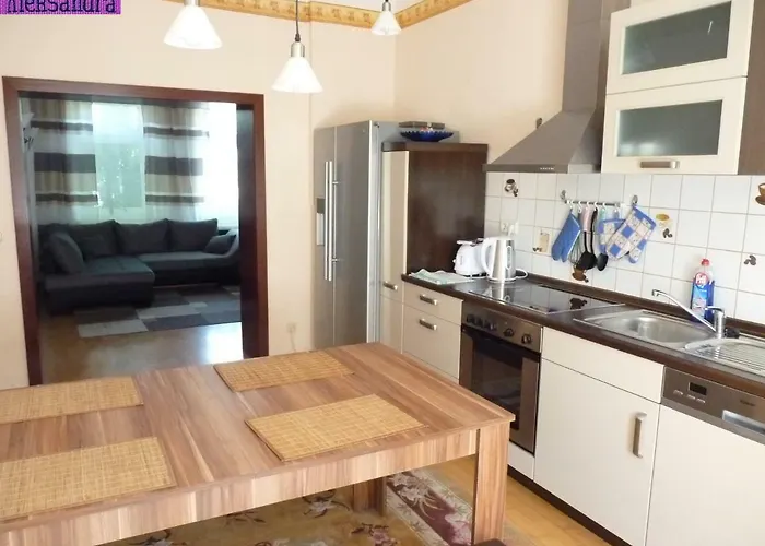 Aleksandra & Daria *